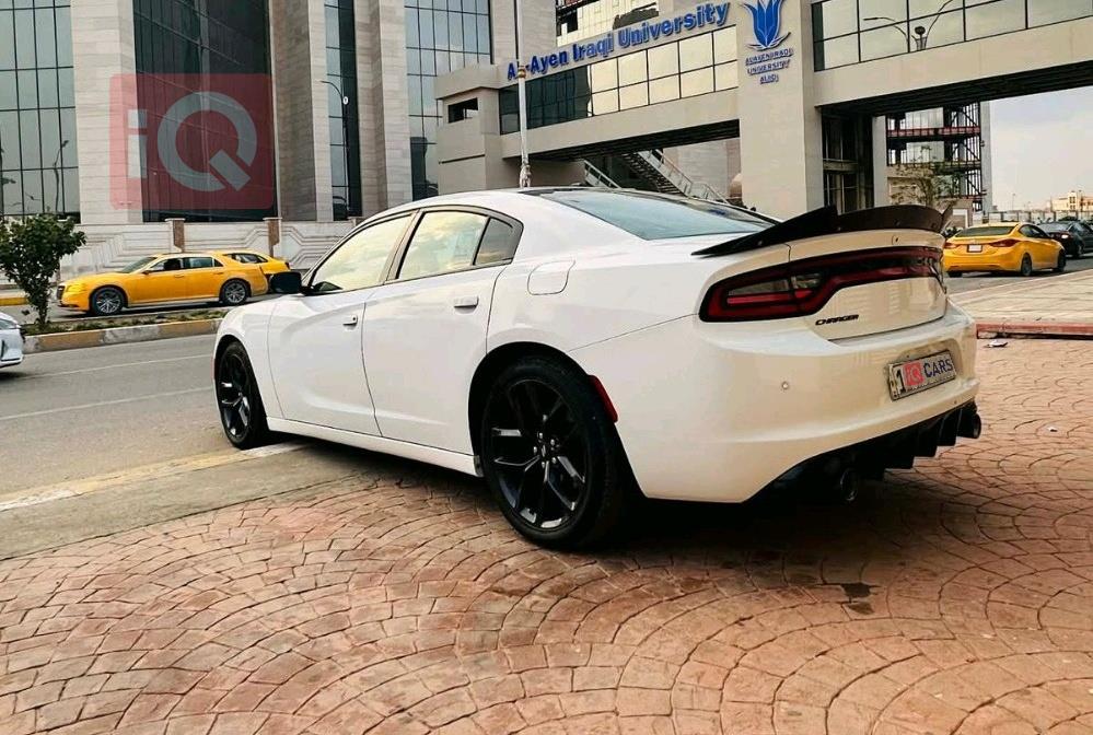 دودج تشارجر